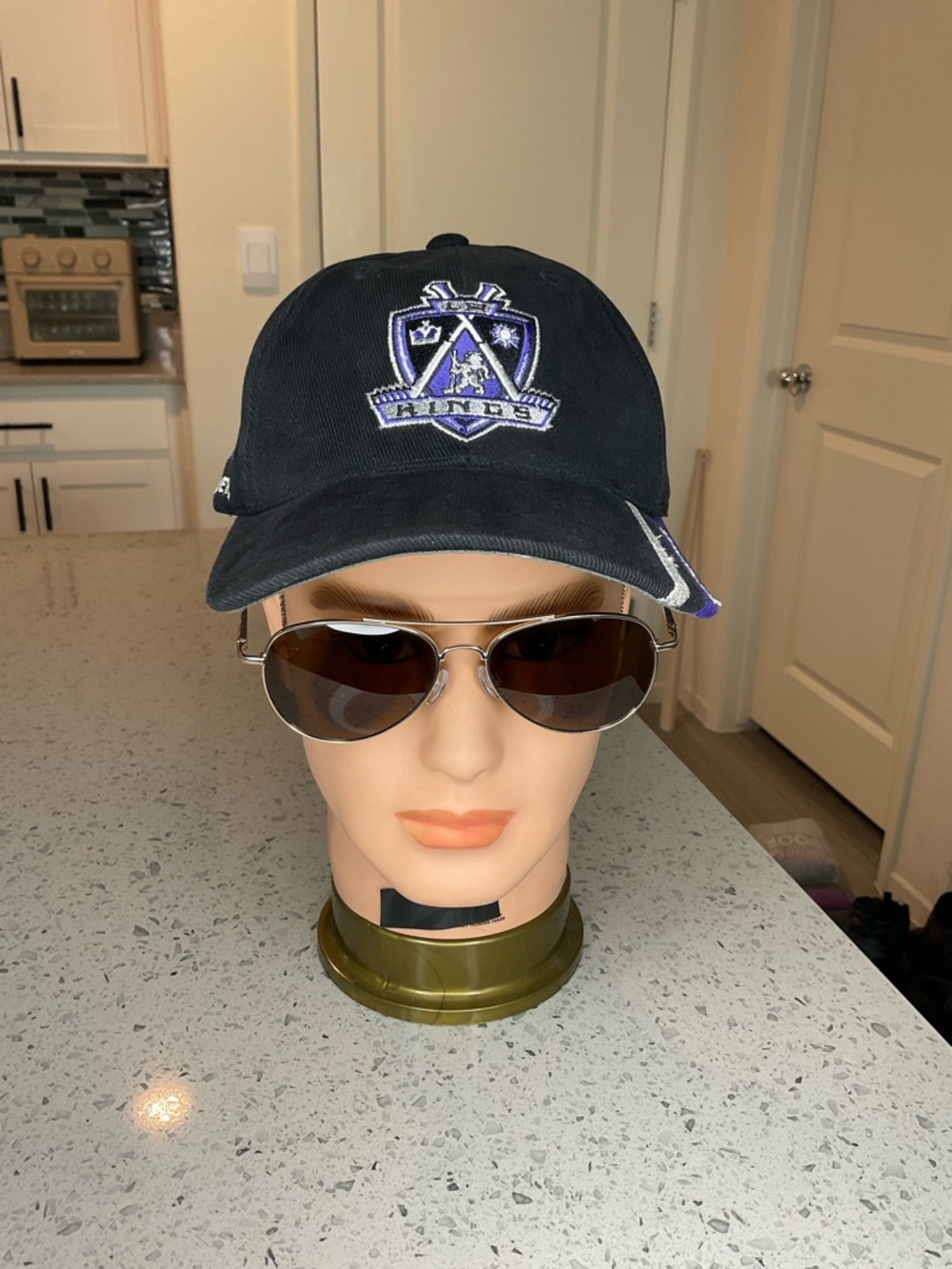 Los Angeles Kings Bauer Sports Specialties Vintage Strapback Cap Hat